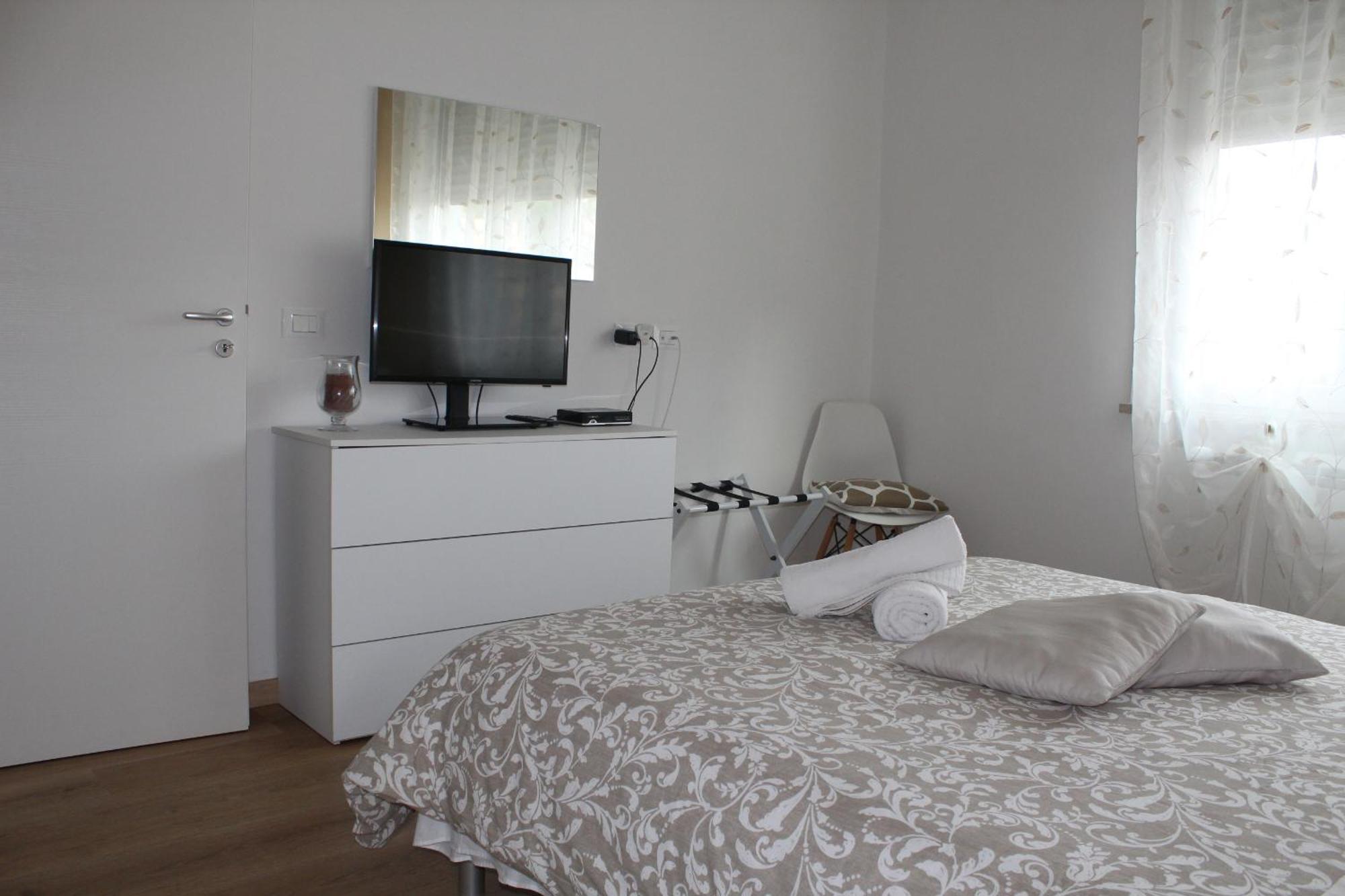 Casa Agora-A Due Passi Dal Mare Apartment Чефалу Екстериор снимка